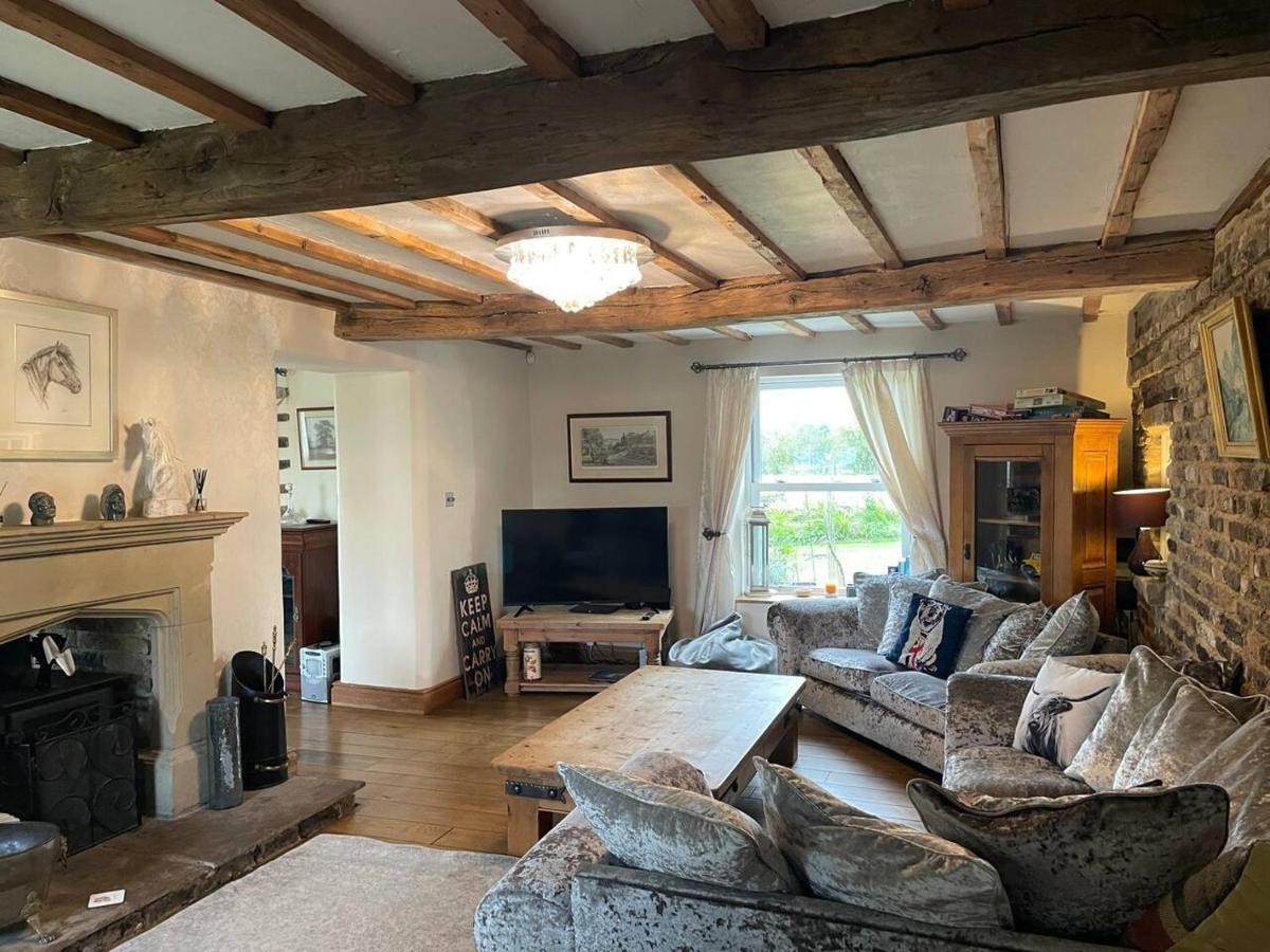 Meagill Farmhouse Hot Tub Bbq Hut Villa Otley  Exterior foto